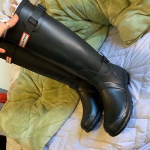Matte Black Hunter Boots